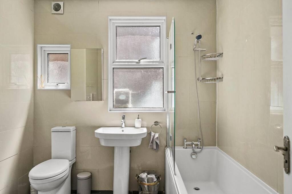 Bright 2 Bed Perfect Central Hub London Exterior foto